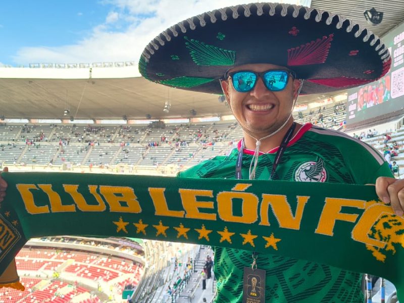 Julio Ruiz, aficionado de Club León, lleva la pasión verdiblanca al Mundial 2026