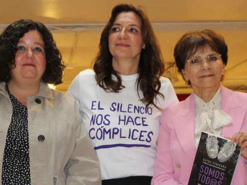 “Somos Tod@s” de Dafna Viniegra: Relatos contra el abuso infantil