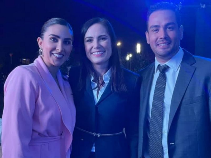 Gobierno de Ale Gutiérrez dio contratos por 1.1 mdp a esposa de Allan León cuando ya era funcionario