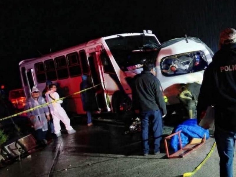 Mueren cuatro turistas guanajuatenses tras accidente en Hidalgo; viajaban a las grutas de Tolantongo