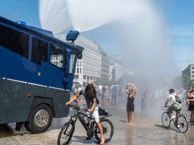 Ola de calor mata a mil personas en una semana en Francia; OMS lanza alerta en Europa