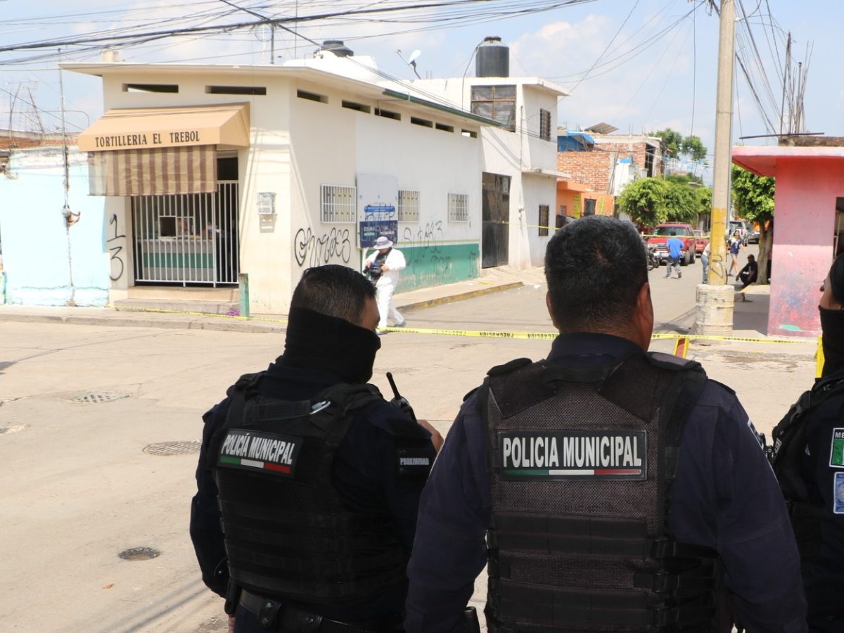 Matan a balazos a Marcela mientras atendía una tortillería en la colonia Purísima del Jardín