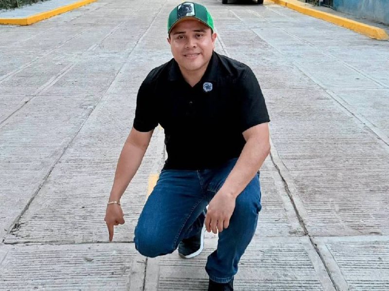 Alcalde de El Naranjo, San Luis Potosí, desata críticas: Invita a papás con ‘chicas buena onda’