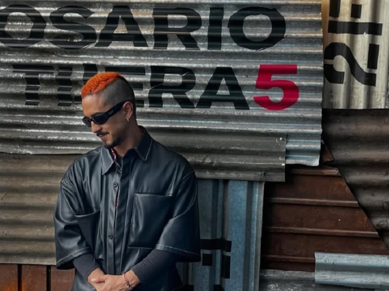 Joshua Okamoto lleva al límite a ‘Chinche’ en la nueva temporada de ‘Rosario Tijeras’