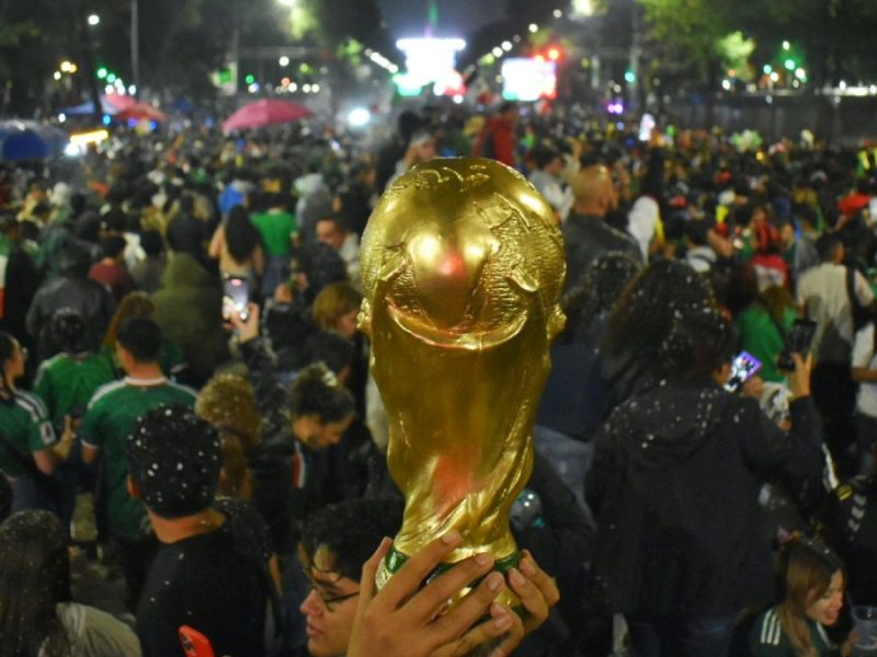 30 de junio, la noche en la que el ¿Y si sí? nació en el Estadio Azteca 