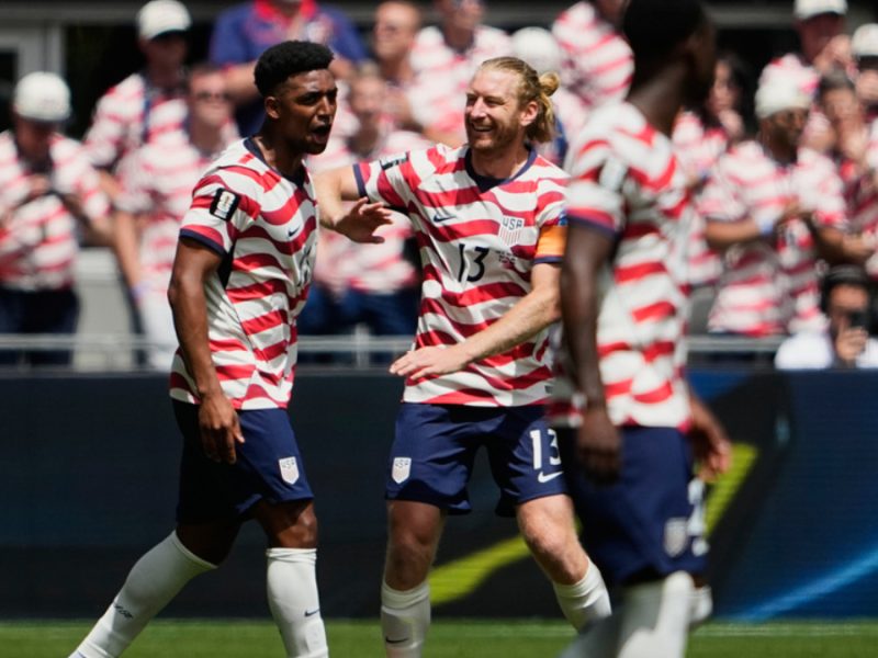 Estados Unidos vence a Australia y está en dieciseisavos de final del Mundial