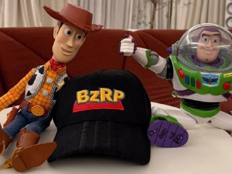 Bizarrap se une a Toy Story 5; compartirá escena con Bad Bunny en el doblaje latino