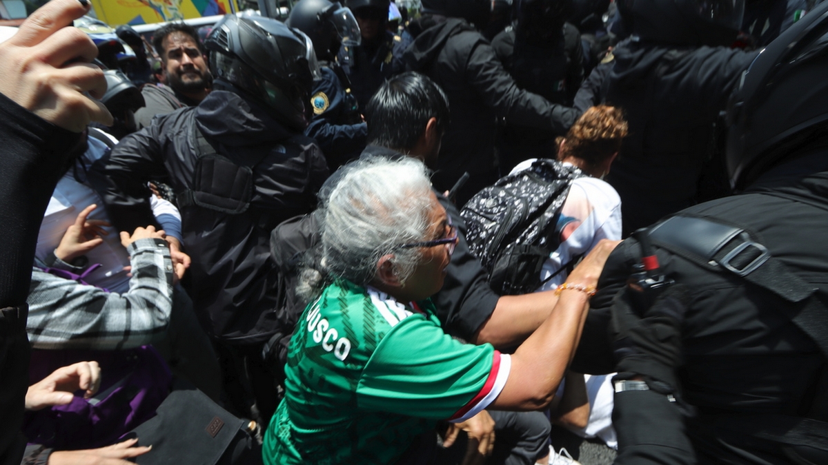 Violentan a buscadoras en CDMX 1