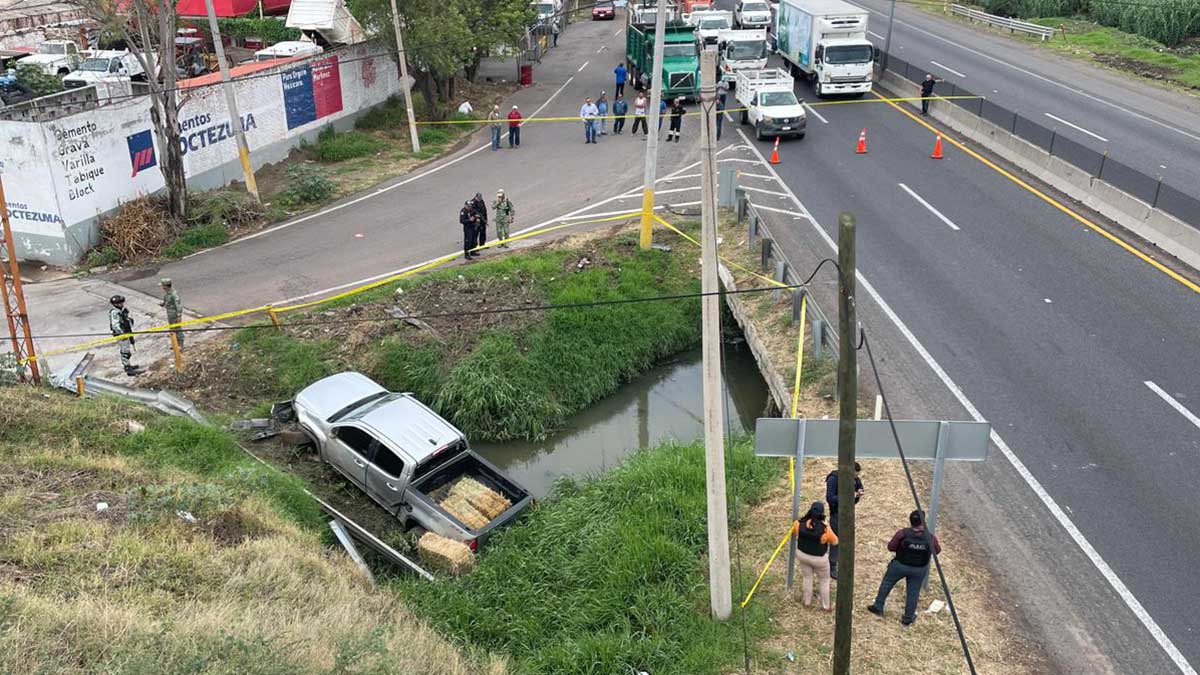 persecución en carretera federal