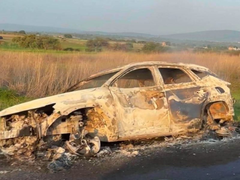 Hallan cuerpo calcinado adentro de camioneta incendiada en Purísima de Altamira