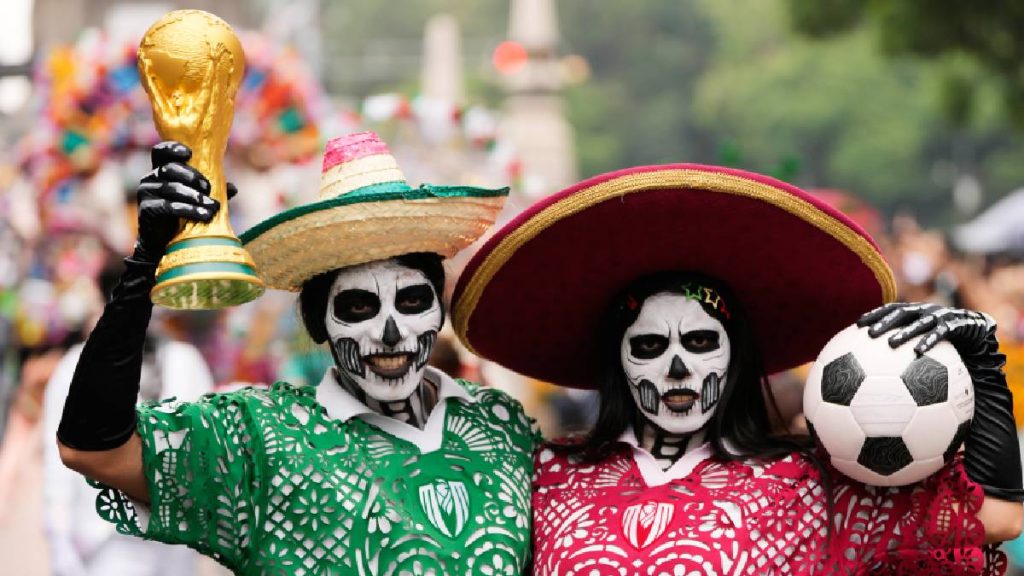 Mundial 2026: Así fue el desfile monumental sobre paseo de la Reforma en honor a México 70 y 86 - Foto: AP.
