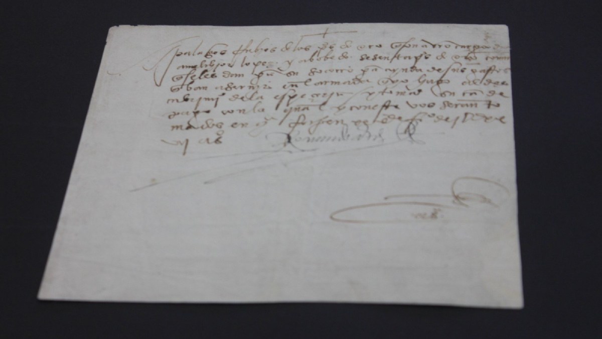 documento del siglo XVI recuperado por el FBI