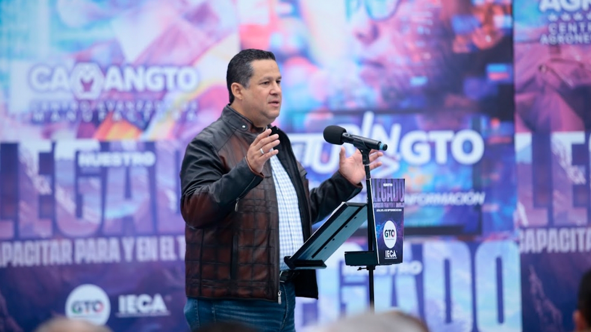 el exgobernador Diego Sinhue