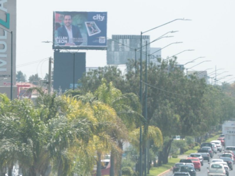 Piden investigar uso de espectaculares del Municipio para promover a Allan León