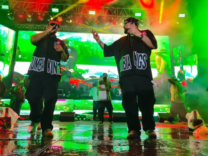 ¡Dos horas tarde! Kumbia Kings abren las Fiestas de San Juan y Presa de la Olla
