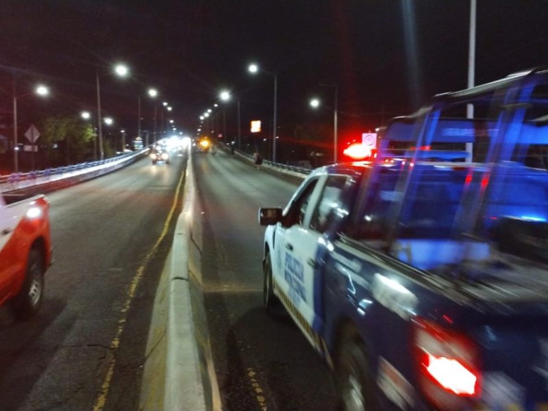 Intentó evadir retén: Motociclista atropella y lesiona a dos elementos dela Guardia Nacional en Irapuato