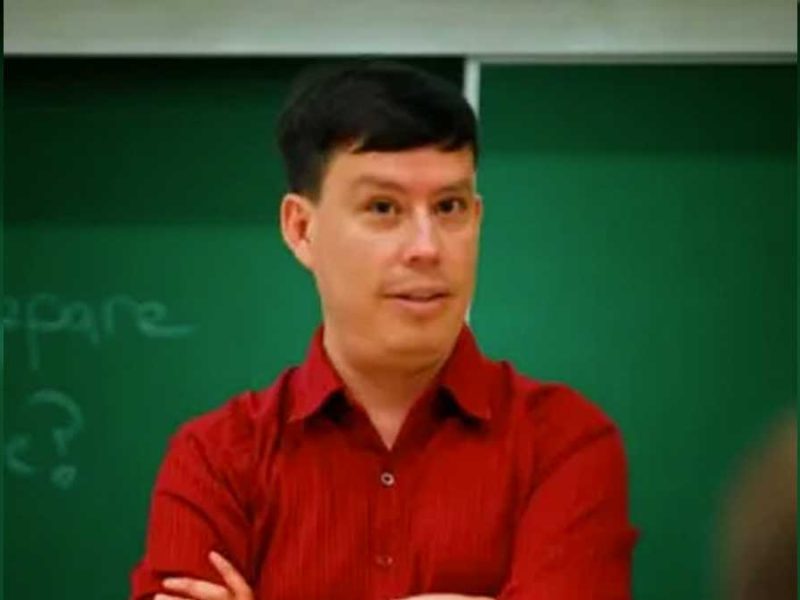 El inmenso legado en aulas de Raúl Pacheco-Vega: Comunidad académica condena trágica muerte