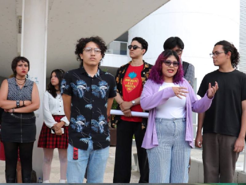 Estudiantes de la UG exigen mayor vigilancia en inmediaciones del Forum tras agresión a alumna