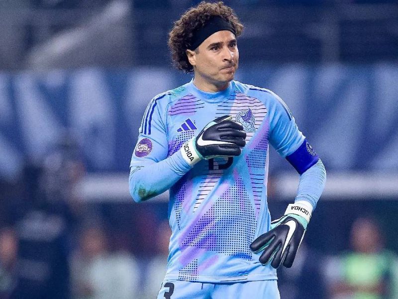 Memo Ochoa desata tormenta en Selección Mexicana: Será titular ante República Checa en medio de duras críticas