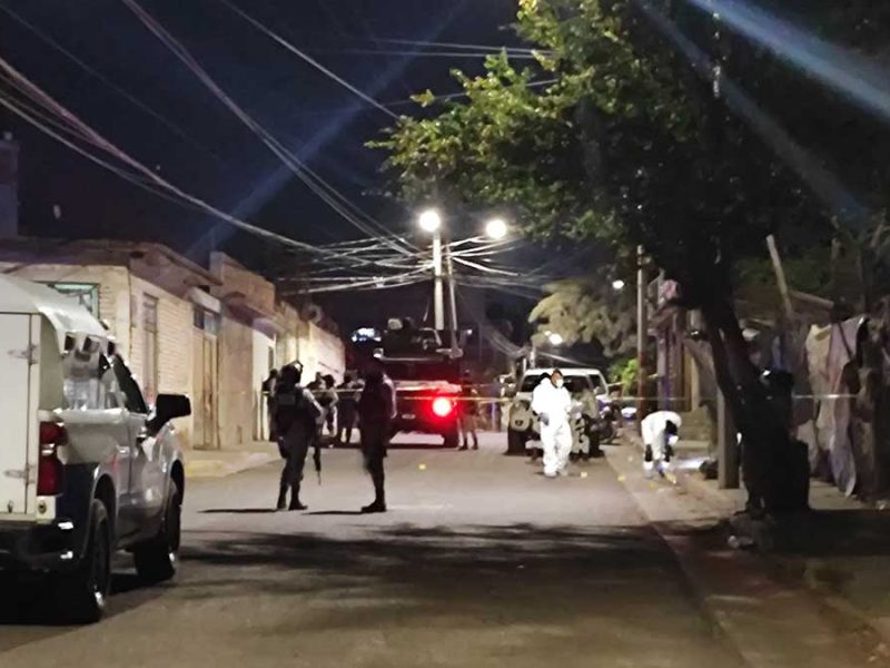 Violencia en Salamanca: Llegan familiares a identificar a pariente asesinado a balazos minutos antes