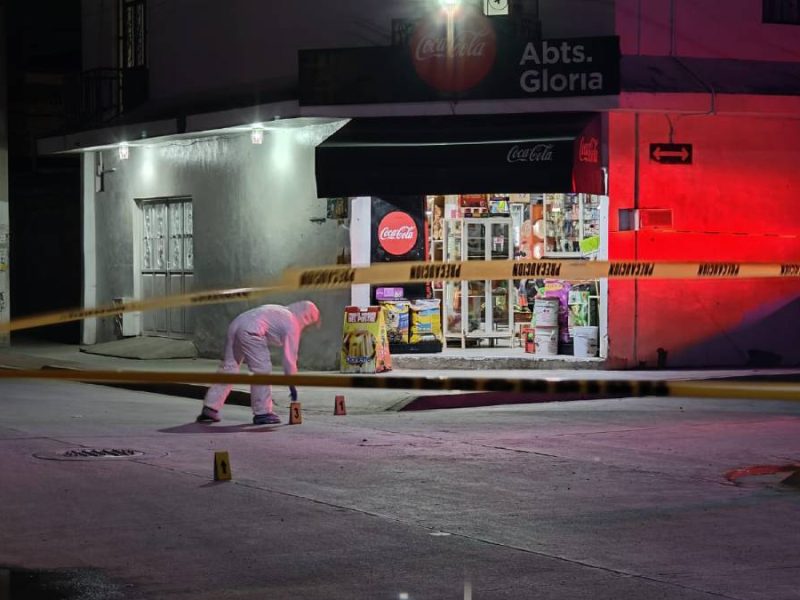 Sicario balea a hombre afuera de tienda en la Santa Ana A.C. de León; muere en el hospital