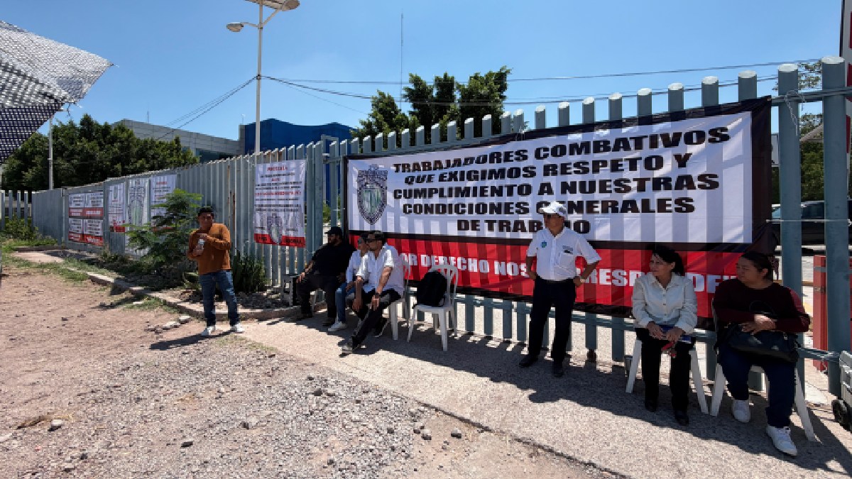 trabajadores de Conagua protestan