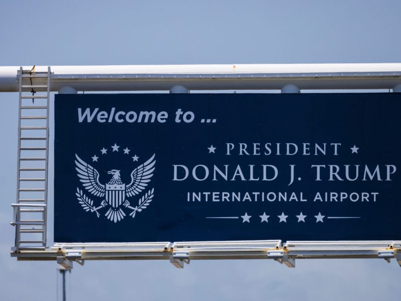 FLORIDA AEROPUERTO TRUMP