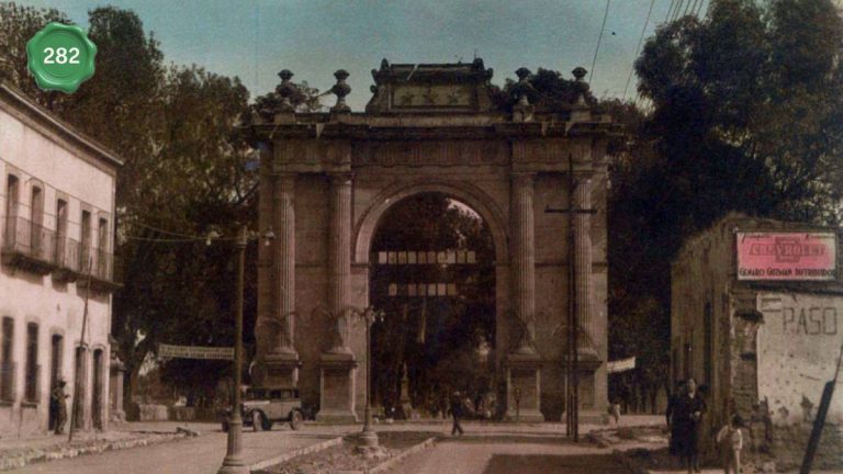 Arco de la Calzada