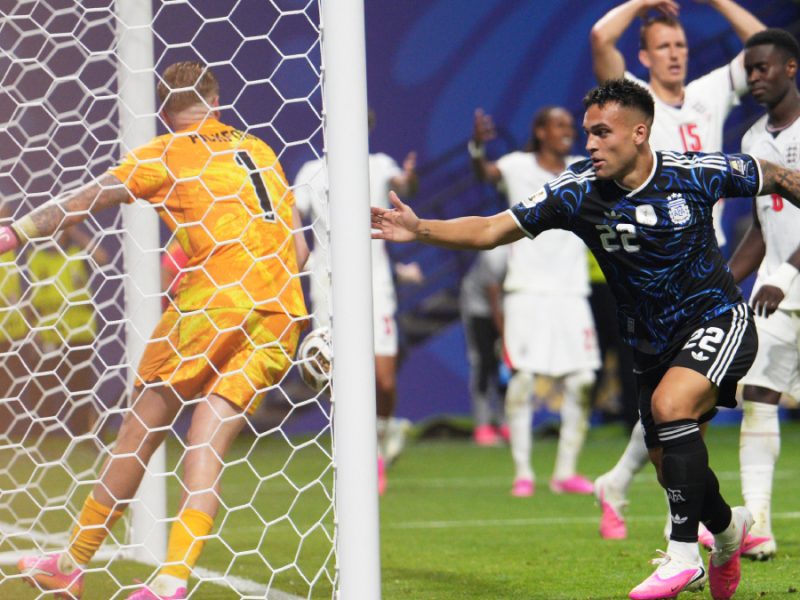 ¡A la final! Argentina logra la voltereta contra Inglaterra y está a un partido del bicampeonato en el Mundial