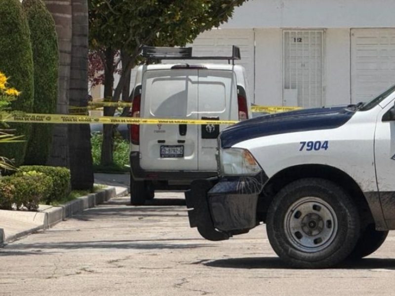 Irrumpen en vivienda y disparan: hay un muerto y un herido en Apaseo el Grande