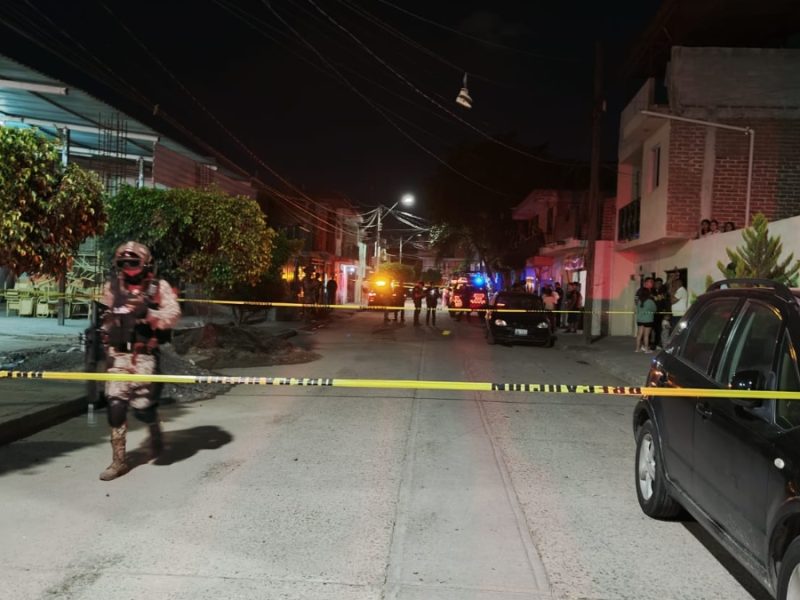 Atacan a familia a balazos en León; hay tres lesionados, los agresores escaparon en moto