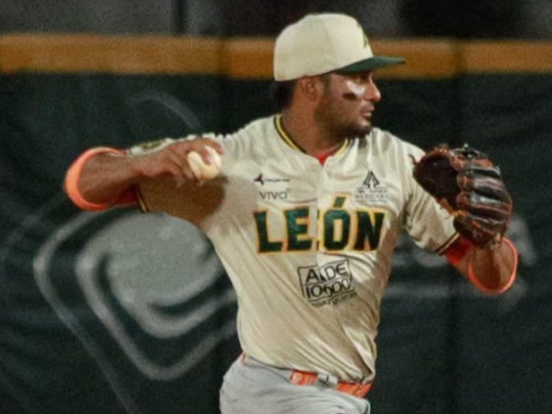 Con un jonrón, Bravos de León logra remontada y vence a Olmecas de Tabasco