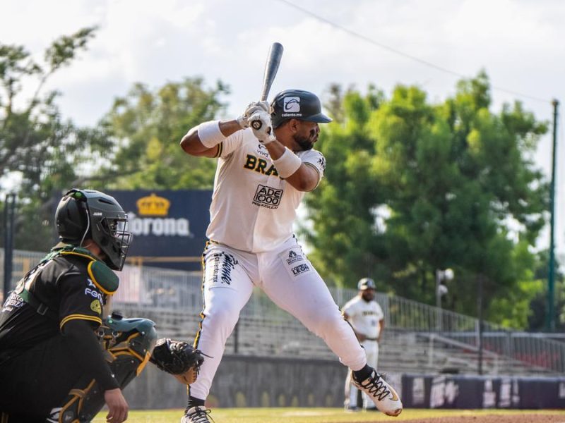 Bravos de León pierde ante Pericos de Puebla en la doble cartelera