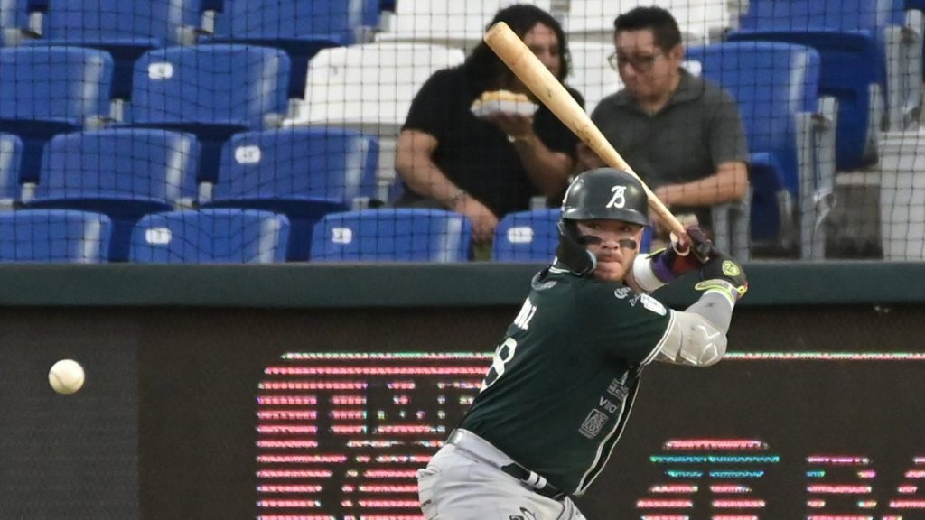 Bravos de León sufre voltereta contra Tigres de Quintana Roo y la serie se empata