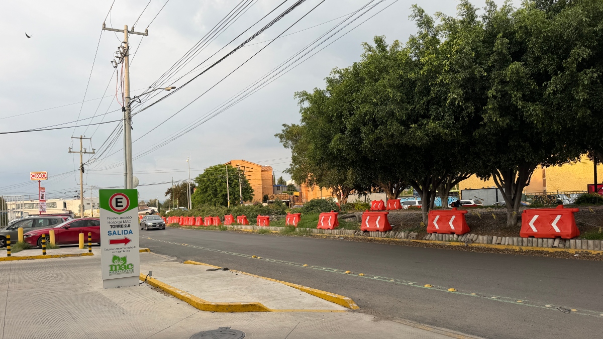 Cierran calles Celaya tren