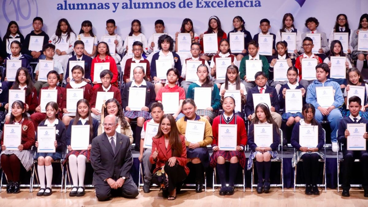 Estudiantes de excelencia 3