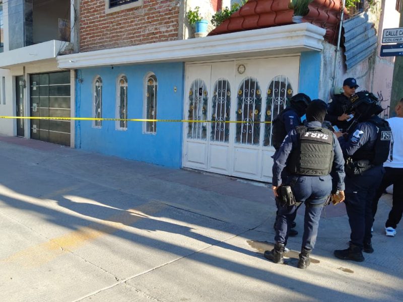 Sicarios en moto lo balean afuera de su casa en la Unidad y Esfuerzo Popular; está grave