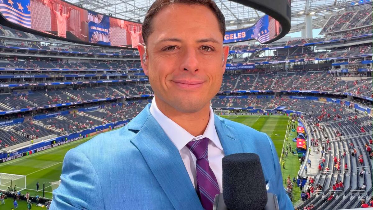 Javier Hernández transmite para Fox Estados Unidos. Instagram.
