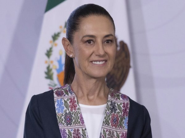 Apagones en Hermosillo son por sobrecarga en redes, asegura Sheinbaum