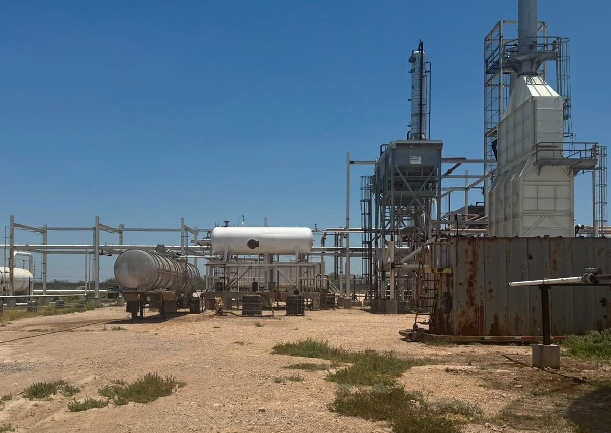 Sheinbaum rebautiza refinerías clandestinas como centros de procesamiento