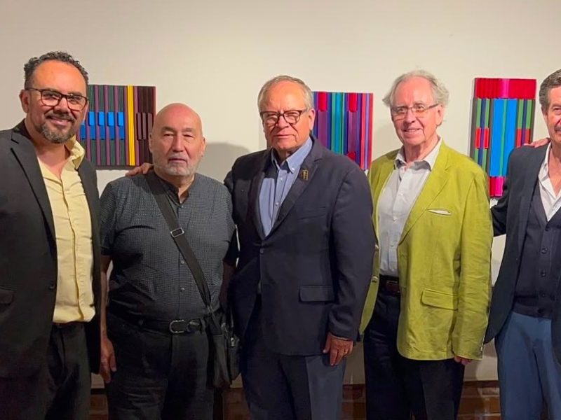 Inauguran la exposición Geometría Viva del artista abstracto Alberto Lenz