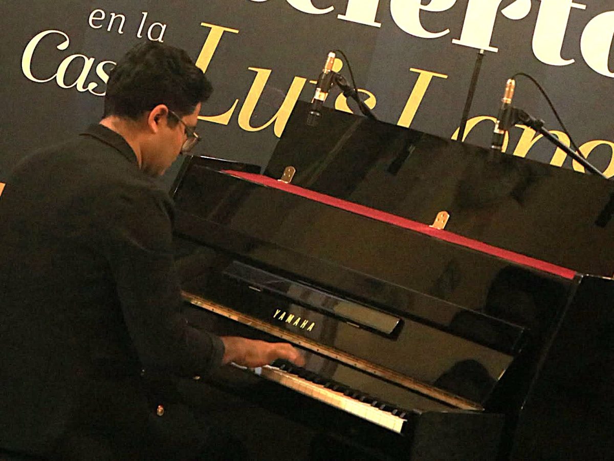Moisés Franco conquista la Casa Luis Long durante las Noches de Concierto