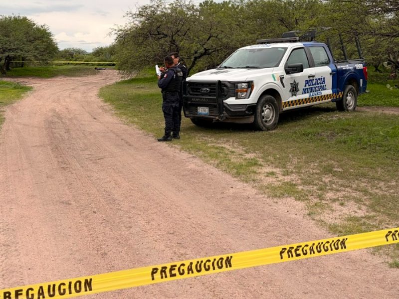 Localizan cuerpo de joven con impactos de bala en una comunidad de Irapuato