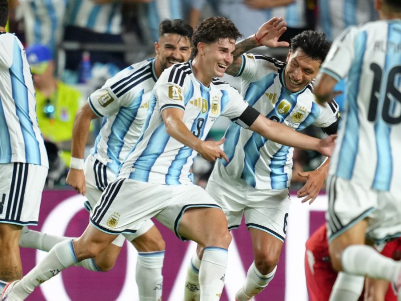 Con golazo de Julián Álvarez, Argentina vence a Suiza y está en semifinales del Mundial 2026 