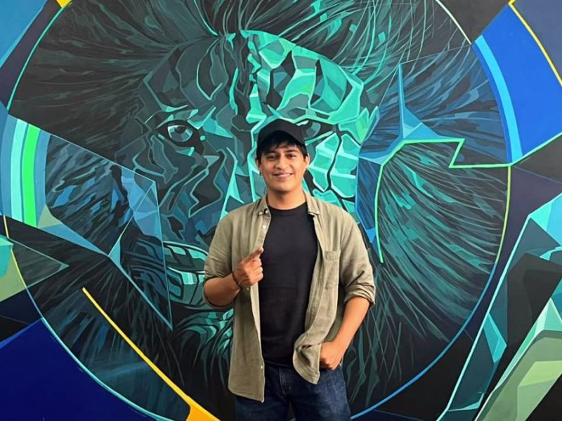 Shot RMK: el artista que llena de color las bardas de León
