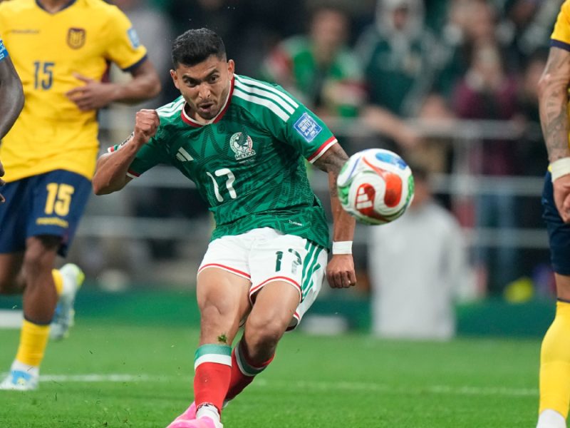 Rayados, con negociaciones avanzadas por Orbelín Pineda