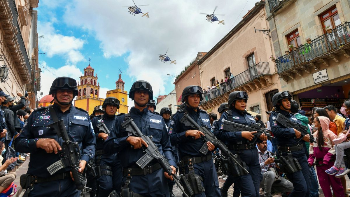 Buscan proteger salud mental de policías en Guanajuato