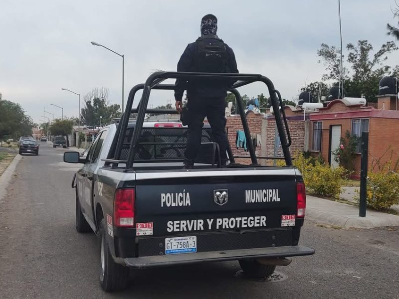 Secuestran a pareja afuera de un Bodega Aurrerá en Valle de Santiago