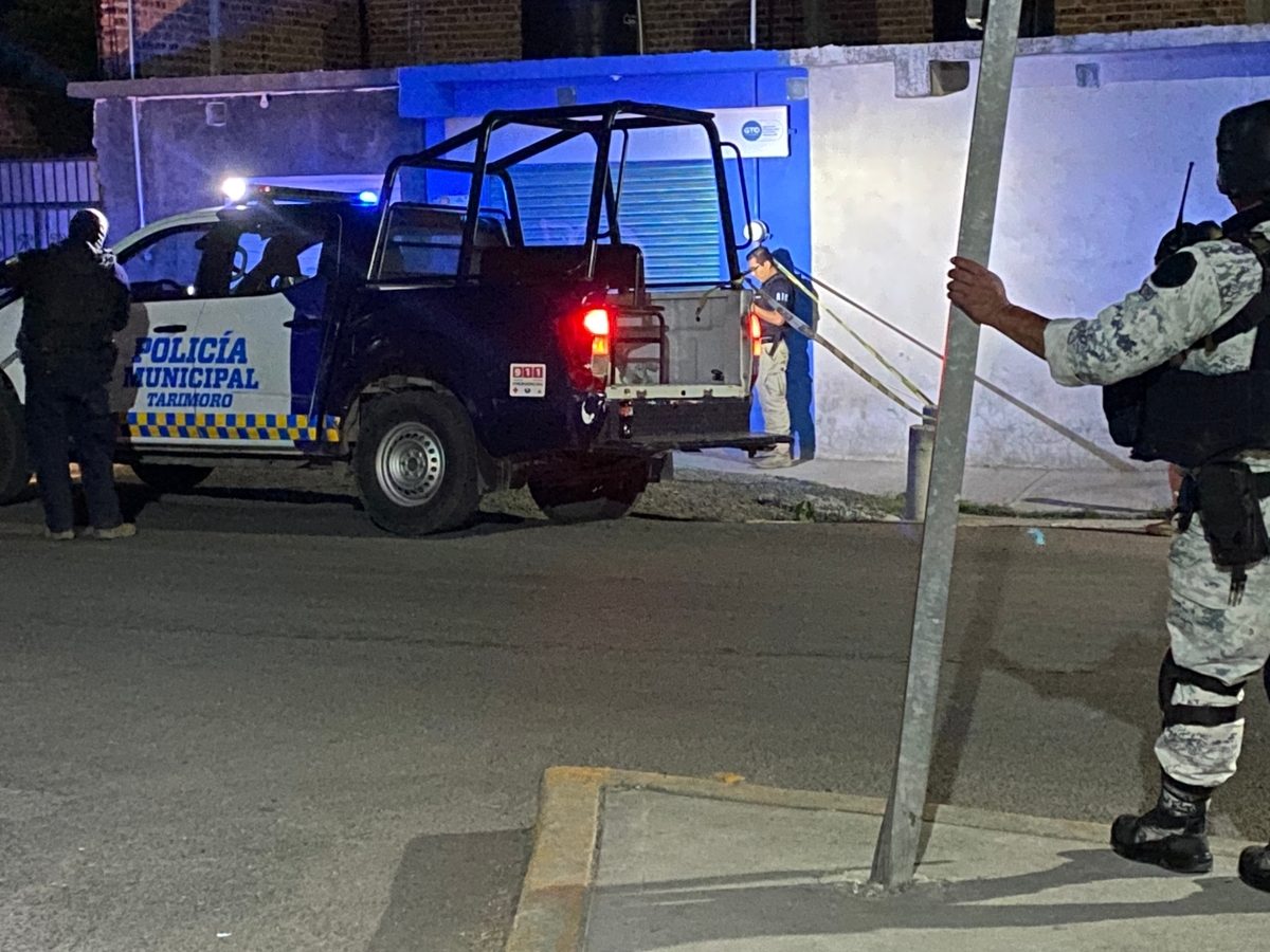 Sicarios irrumpen en casa y asesinan a joven en San Nicolás de la Condesa, en Tarimoro