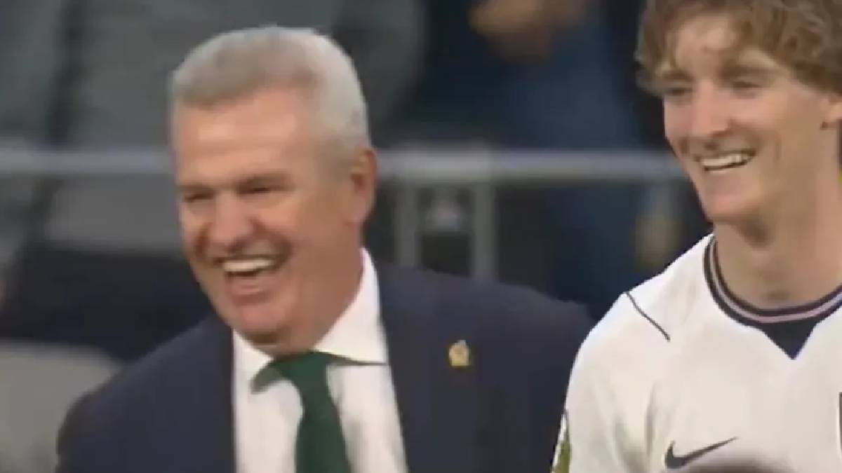 ¿Ofendió el 'Vasco Aguirre' a Gordón? Así respondió el seleccionado de Inglaterra   - Captura.